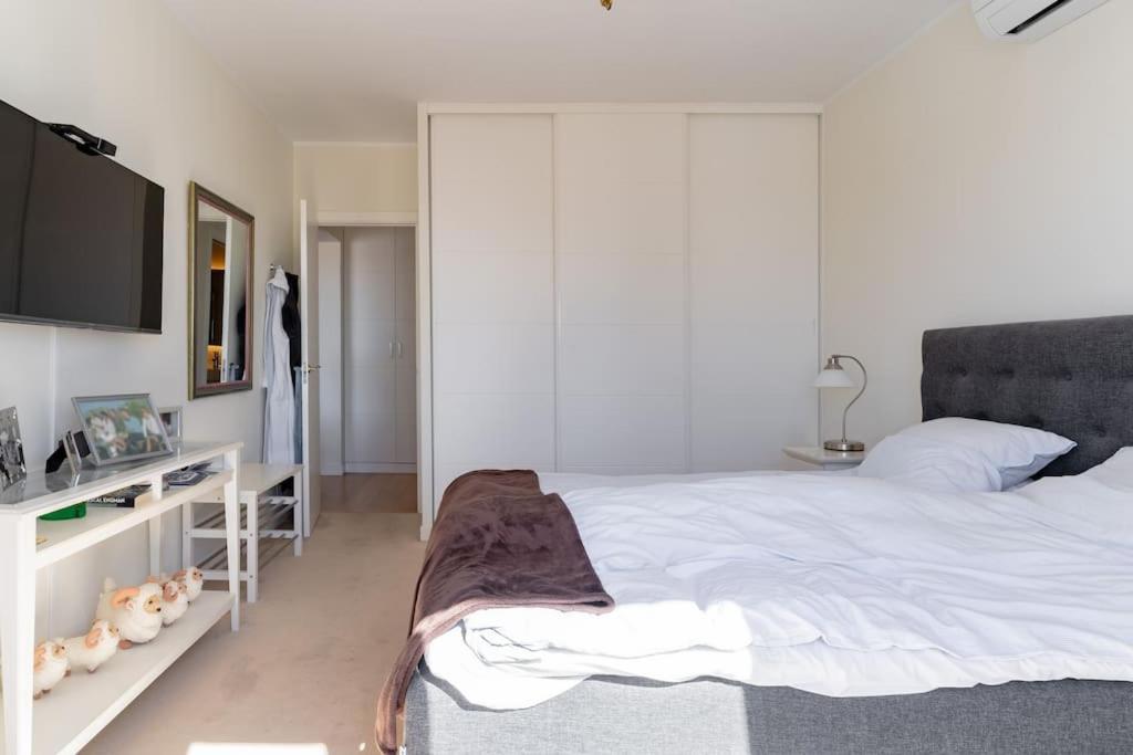 Apartment In Nueva Andalucia With An Amazing View
